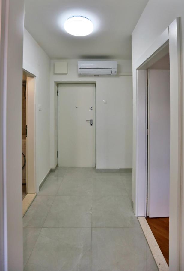 New Studio Apartman Emda U Centru Splita Buitenkant foto